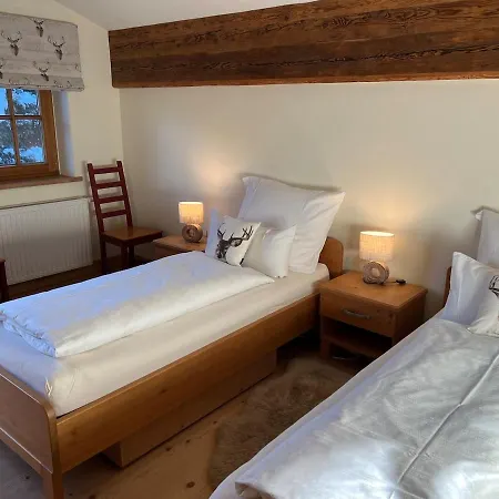 Chalet Fox Hole Hole *