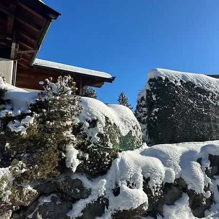 Fox Hole Hole Chalet