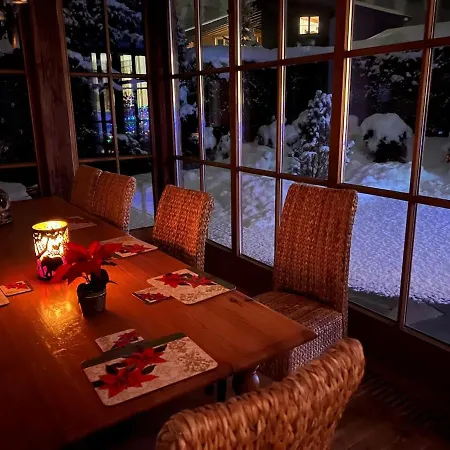 Fox Hole * Kitzbuhel