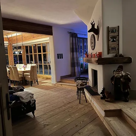 Chalet Fox Hole Hole *