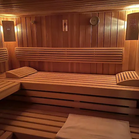 Fox Hole シャレー *