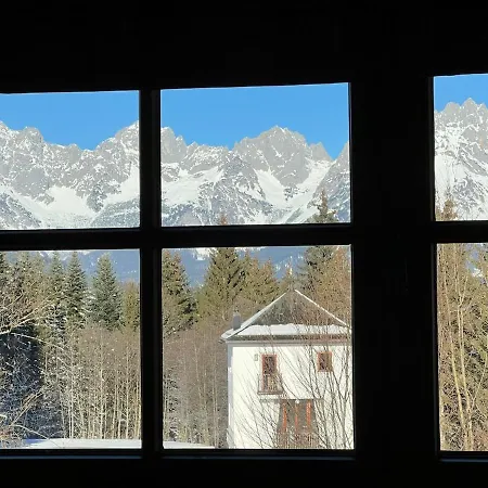 Fox Hole キッツビュール