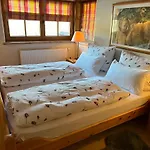 Fox Hole * Kitzbühel